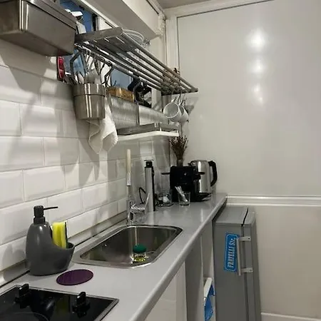 Lägenhet Studio Cozy Piata Victoriei Bukarest